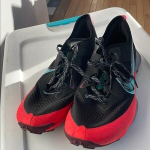 Nike Black and Red Athletic Sneakers
